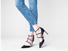 Load image into Gallery viewer, STRAPLETS VEGAN LEATHER SHOE ACCESSORY W/ MICROFLEECE TRAVEL POUCH