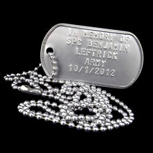Load image into Gallery viewer, VALORBANDS AUTHENTIC PATRIOTIC MILITARY BRACELETS (2 PACK) &amp; BONUS DOG TAGS
